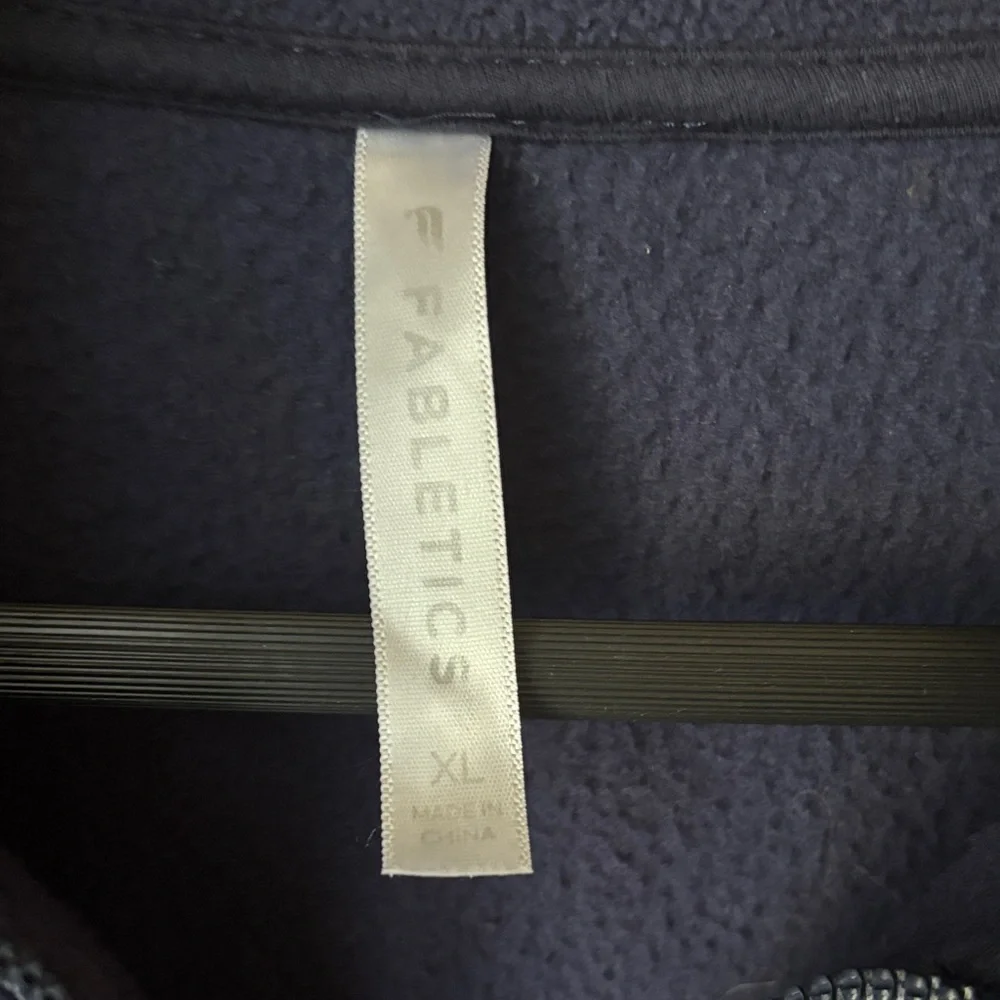 Fabletics Fleece Women's blue navy bomber fleece cardigan jacket. Size XL. - Picture 5 of 13